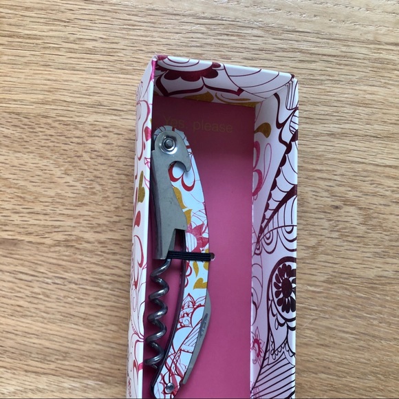 ❤️Demdaco Wine Bottle Opener Handheld Heart Floral Design NEW - Picture 9 of 9